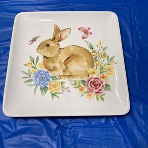 Ceramic Holidays Easter bunny plate 10x10” new